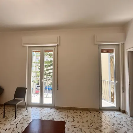 Sea La Vie Apartment